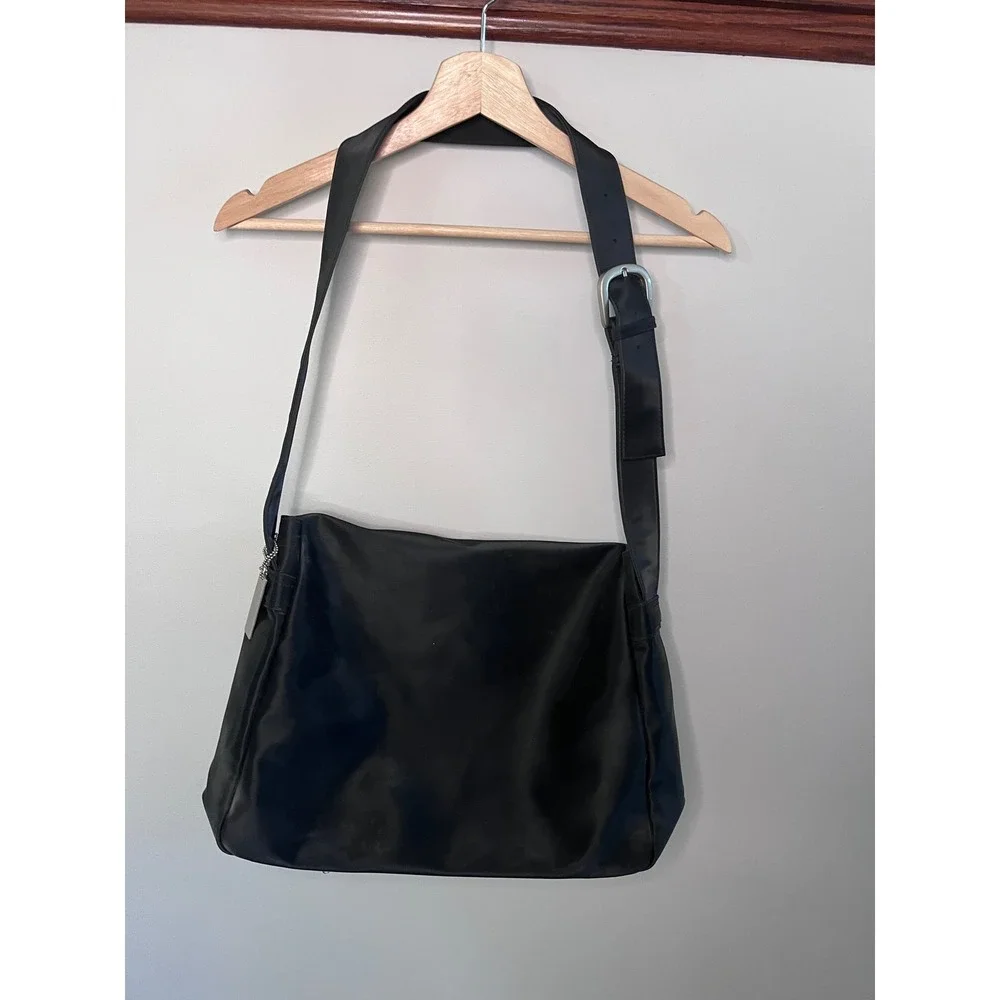 Kenneth Cole Reaction‎ Messenger Bag Black Nylon Crossbody Laptop Satchel Bag
